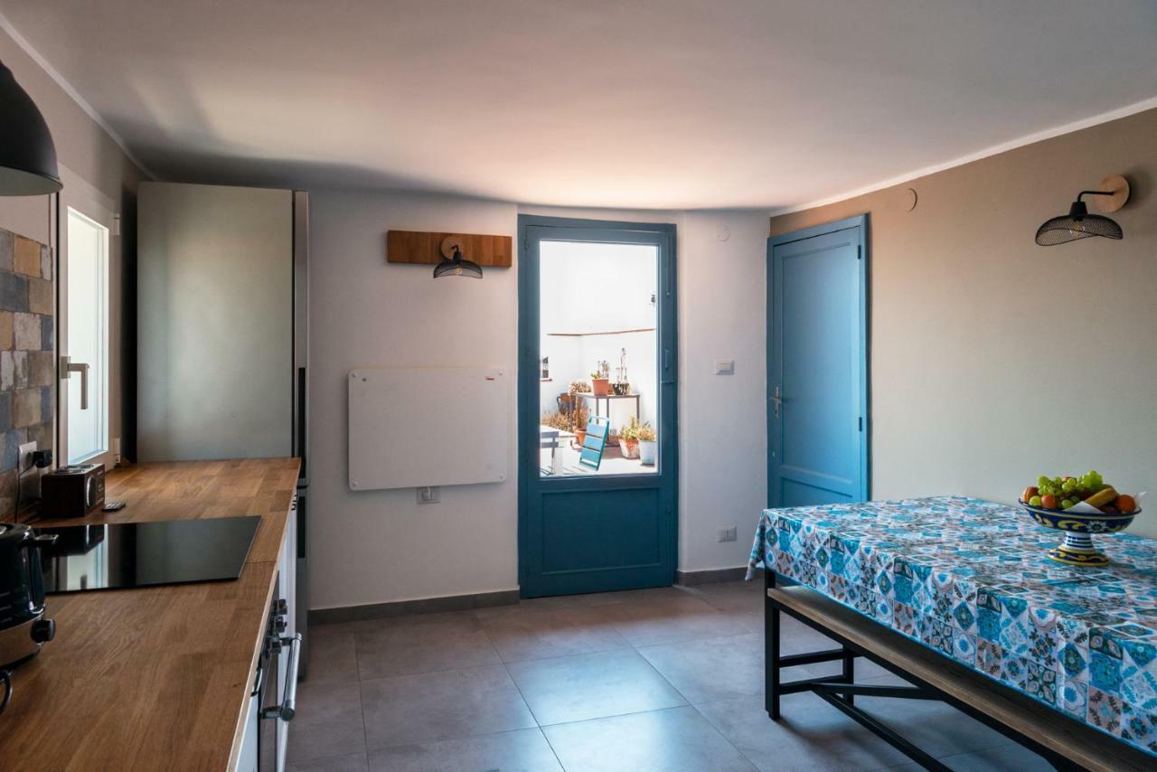 La Terrazza Dei Normanni Aci Castello Exterior foto